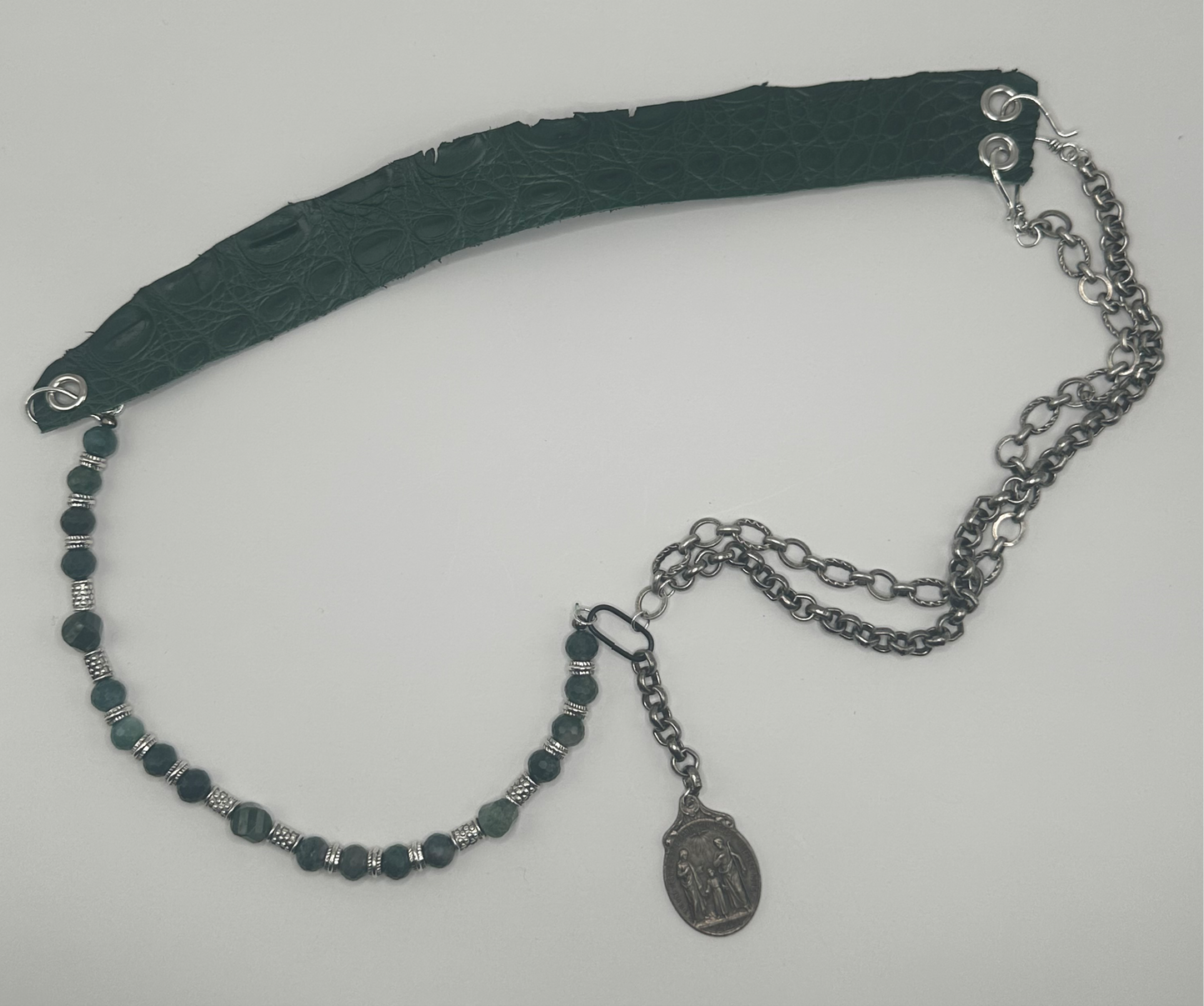 Moss Agate Amulet of Earthen Grasp